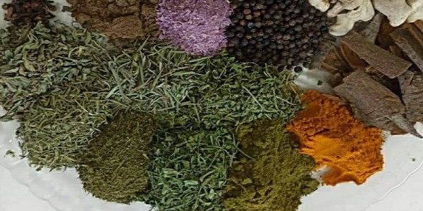 ترکیبات ادویه قورمه سبزی